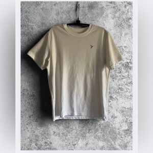 Old Navy Men's Cream Short Sleeve Tee